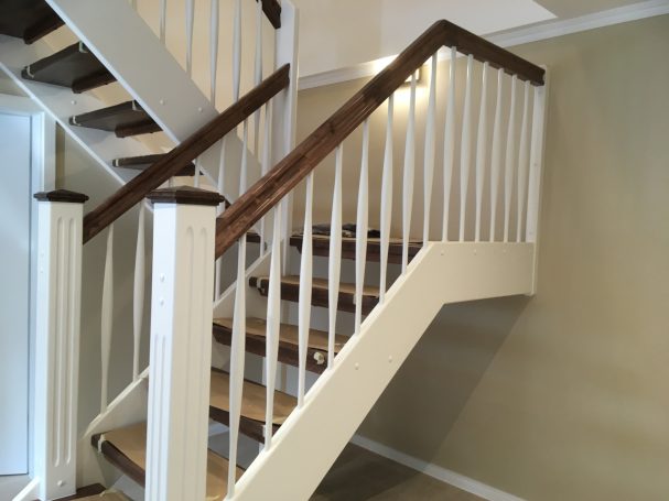 Treppenbau aus Whitewood